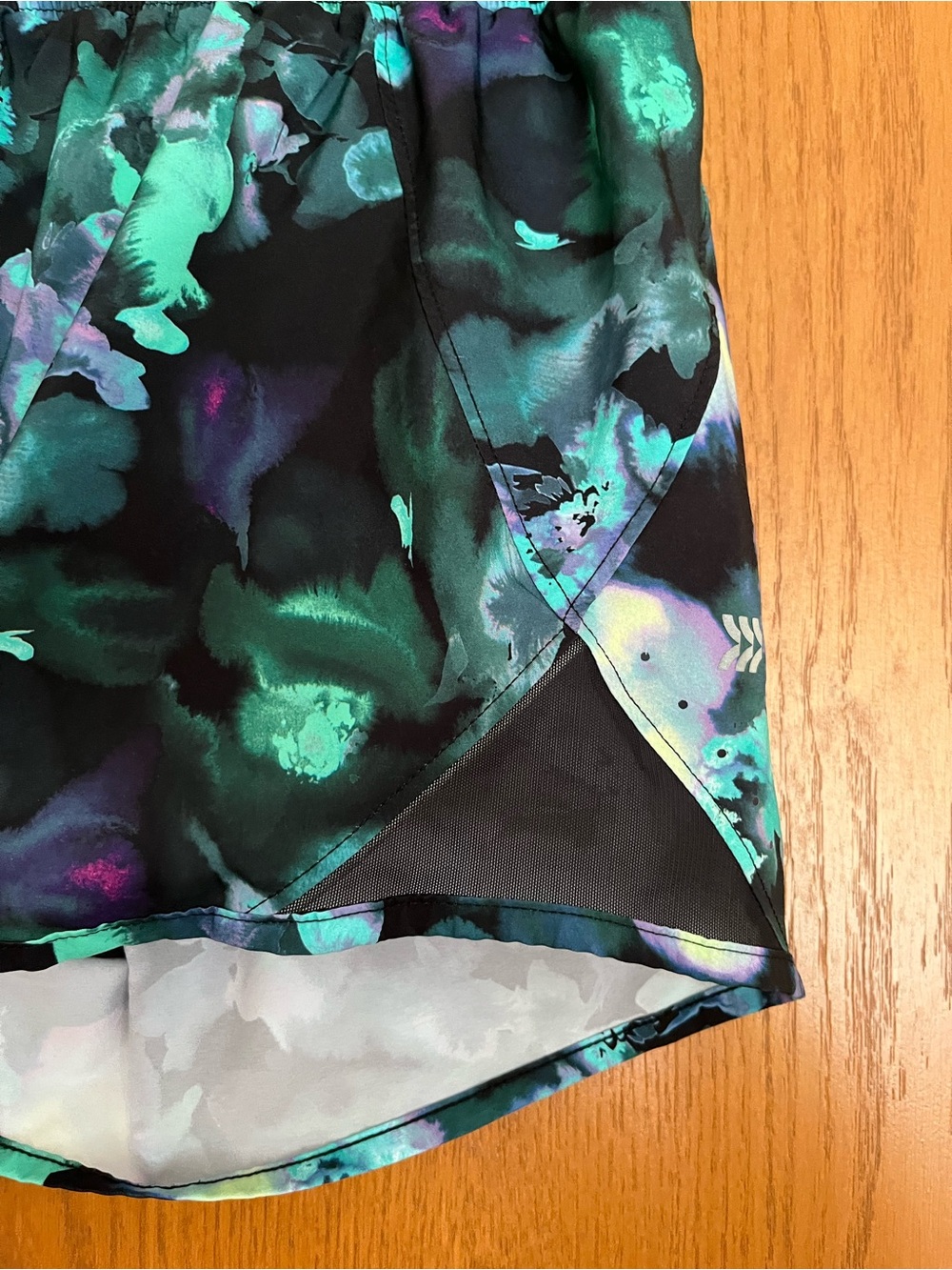 All in Motion Running Shorts Watercolor Floral Size Medium - Picture 3 of 6